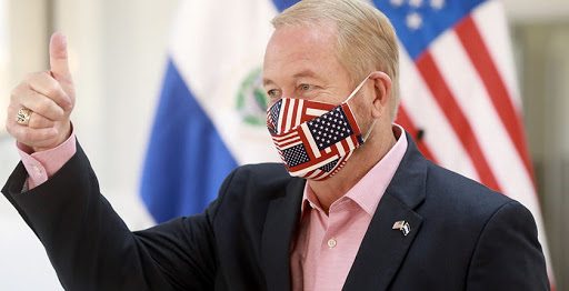 Embajador Johnson destaca el buen funcionamiento de los ventiladores mecánicos donados para El Salvador embajador-johnson-destaca-el-buen-funcionamiento-de-los-ventiladores-mecanicos-donados-para-el-salvador
